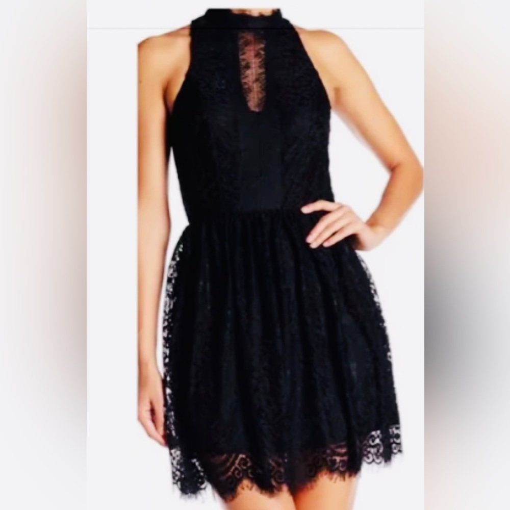 Free People; size; plz see ms in photos Sleeveless, black, lace,lined, mini, EUC